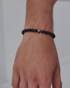 BLACK CLASSY ARMBAND